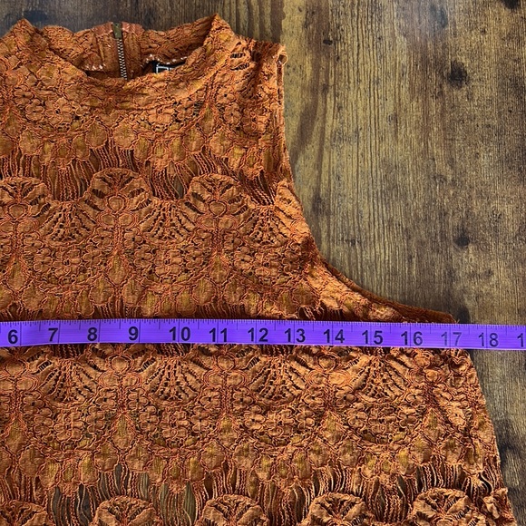 Lace Open Back Crop Top Women Size Large Sleeveless Burnt Orange Blouse - Picture 12 of 15